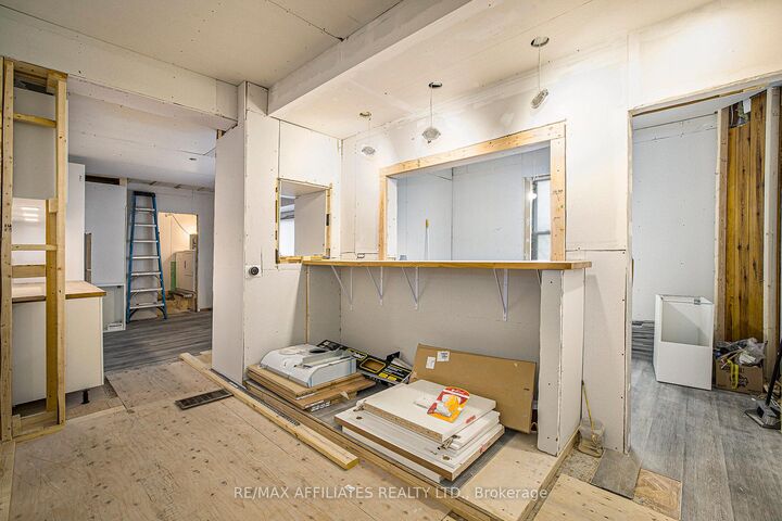 Photo de la propriété: 20 Montague Street ON K7A 2M1