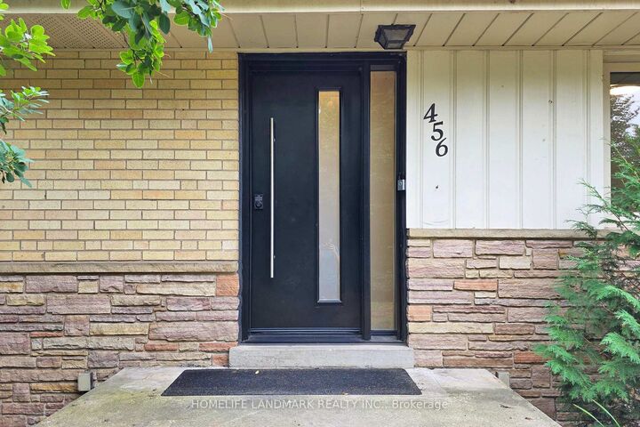 Property Photo: 456 Chamberlain Lane ON L6J 4H5