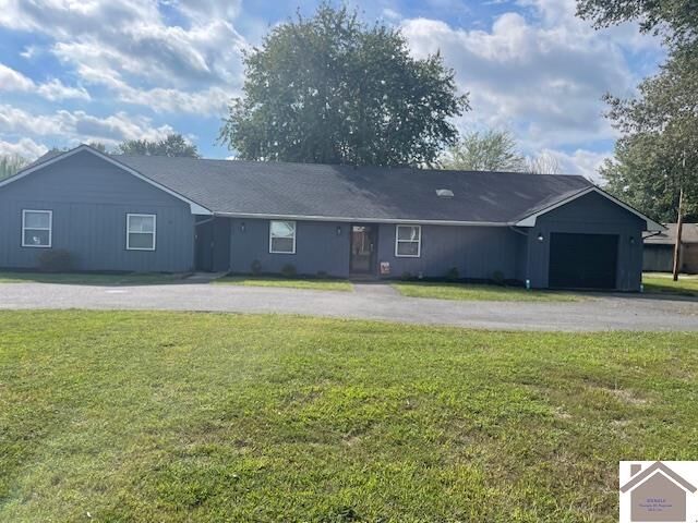 Property Photo: 135 A &Amp B Albany St KY 42003