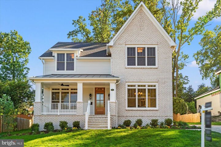 604 Crestwood Drive  Alexandria VA 22302 photo