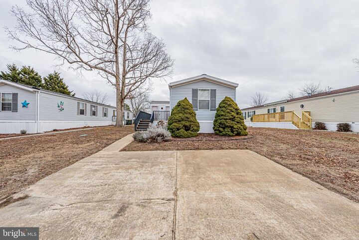 Property Photo: 33417 Hartford Court DE 19958