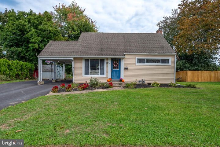 157 Sylvan Drive  York PA 17402 photo