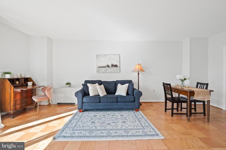 Property Photo: 4242 E West Highway 617 MD 20815