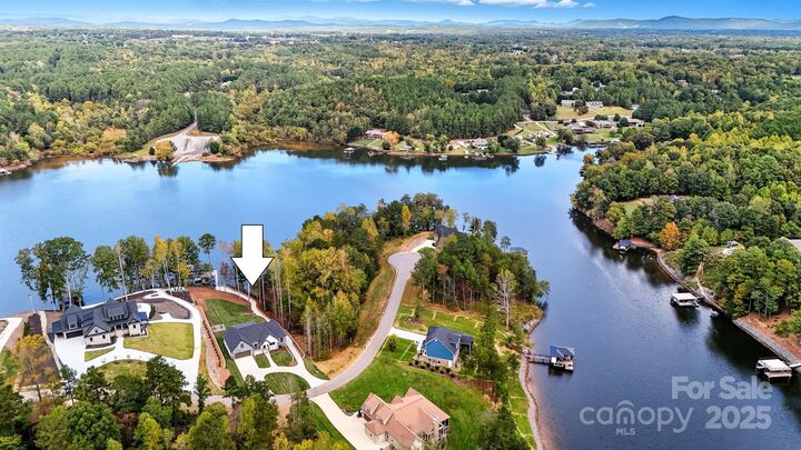 Property Photo:  5764 Lake Pointe Drive  NC 28630 