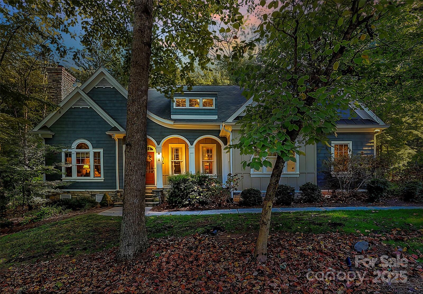 Property Photo: 6761 Fox Ridge Circle NC 28036