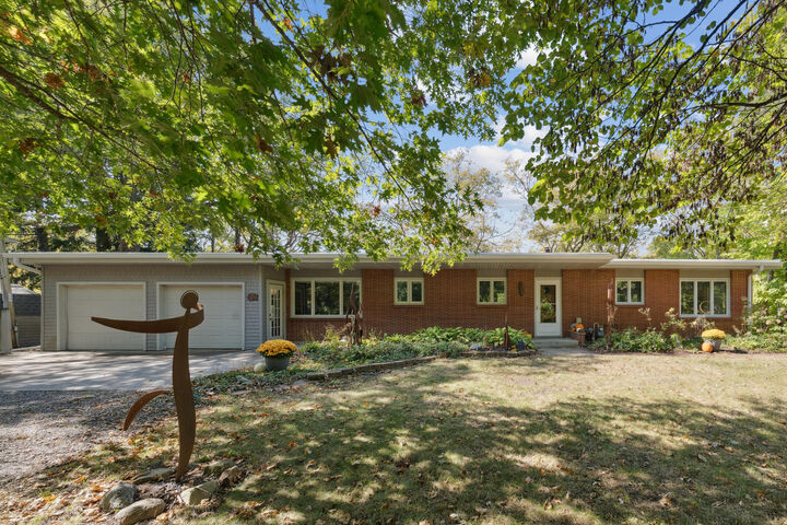 2205 Timberland Road  Ames IA 50014 photo