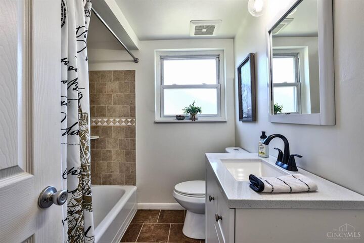 Property Photo: 7320 Ticonderoga Court OH 45230