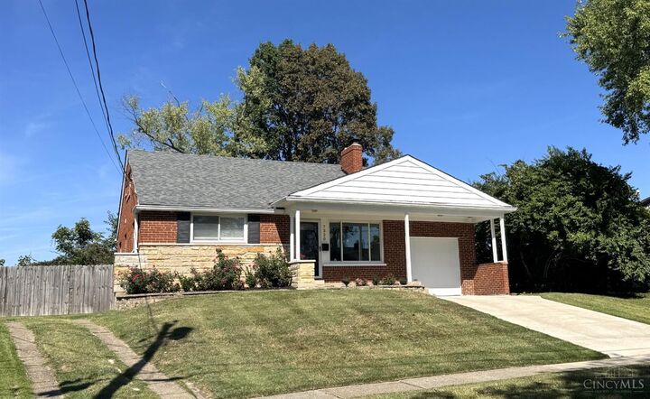 Property Photo: 7320 Ticonderoga Court OH 45230