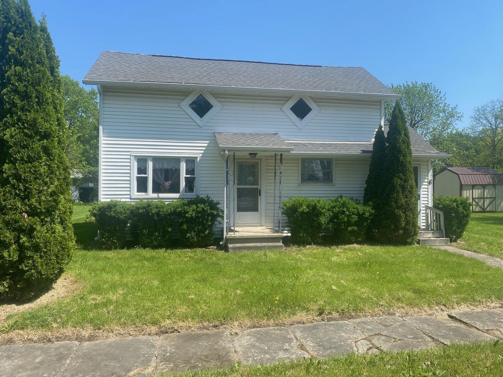 Property Photo: 6 W Taylor Street OH 43003