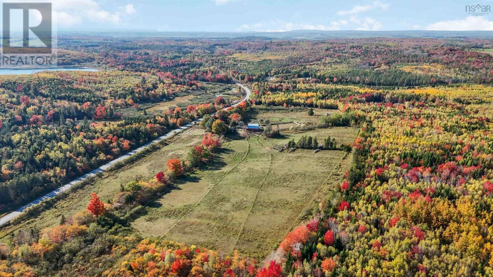 Property Photo: 15614 Highway 224 NS B0N 2H0