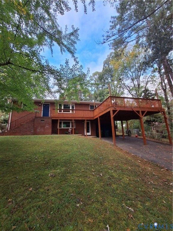 Property Photo: 2324 N Riverside Drive VA 23225