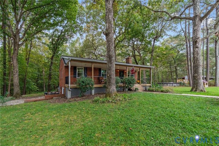 Property Photo: 5281 Pole Green Road VA 23116