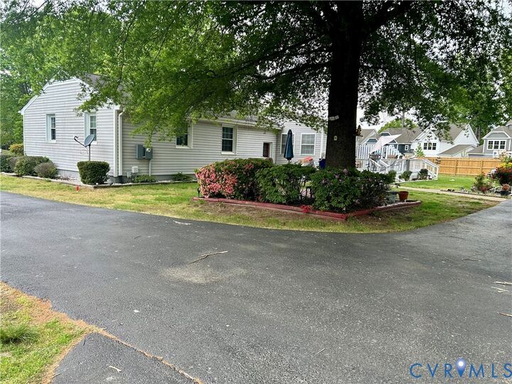 Property Photo: 8054 Shady Grove Road VA 23111