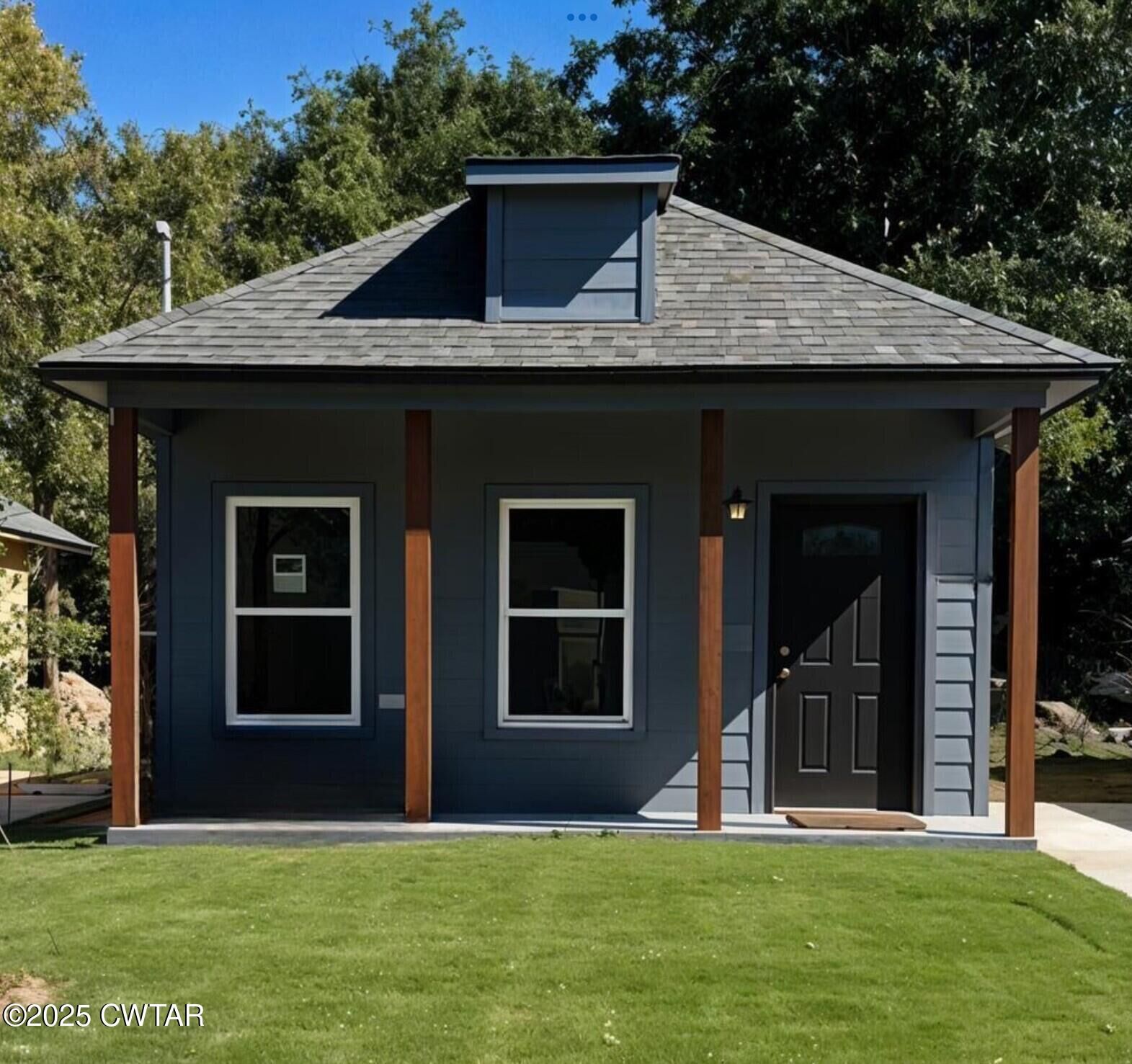 Property Photo:  105 Dempster Street  TN 38301 