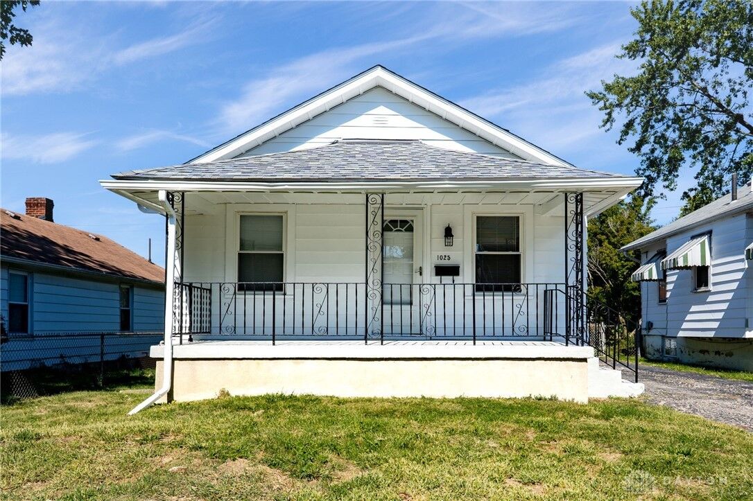 Property Photo:  1025 Weng Avenue  OH 45420 