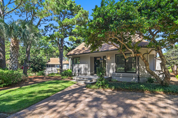 Property Photo: 206 W Sandestin Boulevard FL 32550