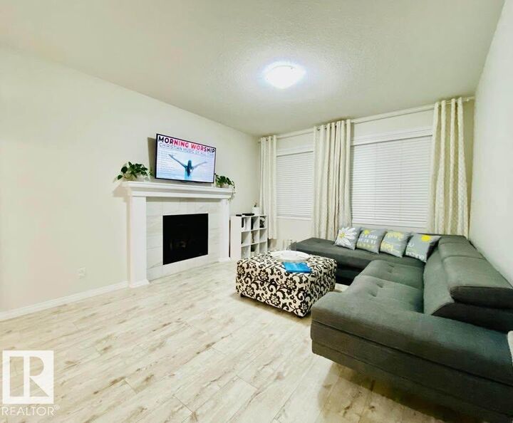 Property Photo: 1511 Secord Rd NW AB T5T 7B4