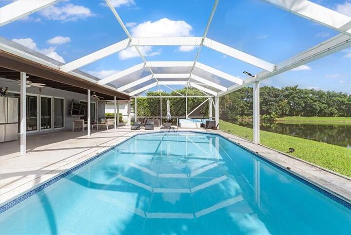 Property Photo:  10082 Harbourtown Ct  FL 33498 