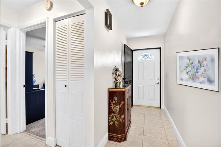 Property Photo: 2041 SW 15th Pl FL 33442
