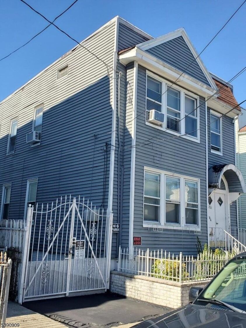 Property Photo:  404 N 6th St B  NJ 07107 