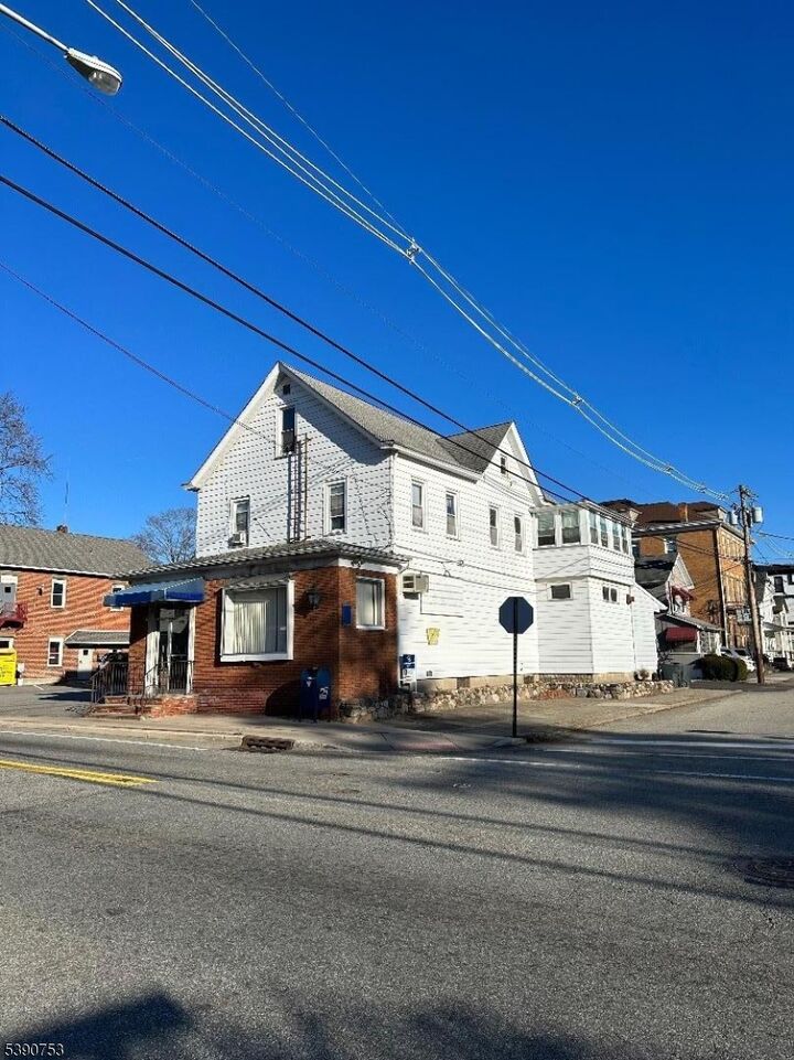 Property Photo: 636 Ringwood Ave NJ 07465
