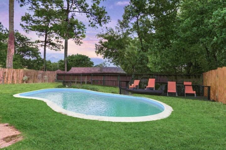 Property Photo:  5706 Sunnygate Drive  TX 77373