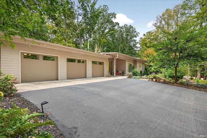 Property Photo:  7493 E Rush Ridge Road  IN 47401