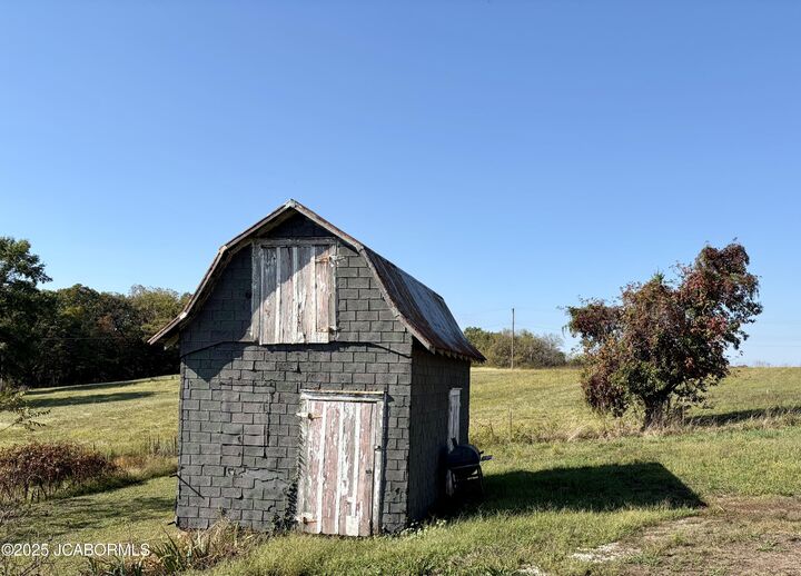 Property Photo:  14922 State Hwy B  MO 65076 