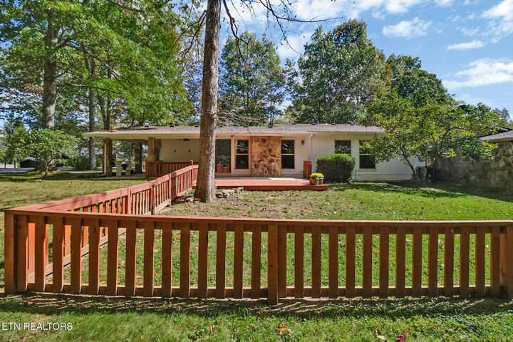 Property Photo: 130 Dovenshire Drive TN 38558