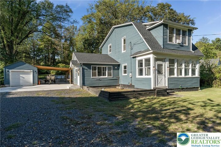 Property Photo: 2590 S Delaware Drive PA 18042
