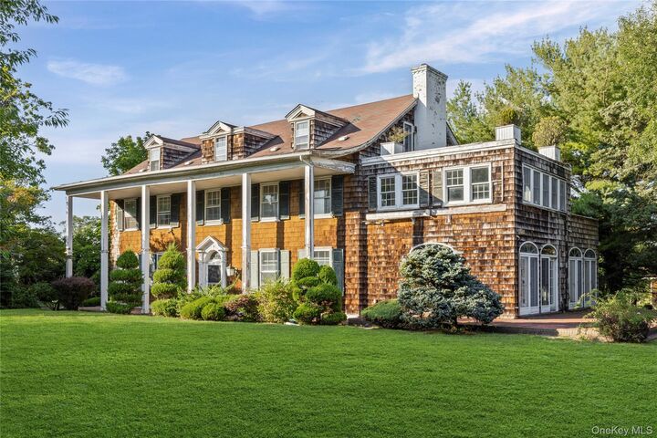 Property Photo:  175 Burton Lane  NY 11559