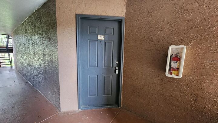 Property Photo:  4630 Commander Drive 1028  FL 32822 