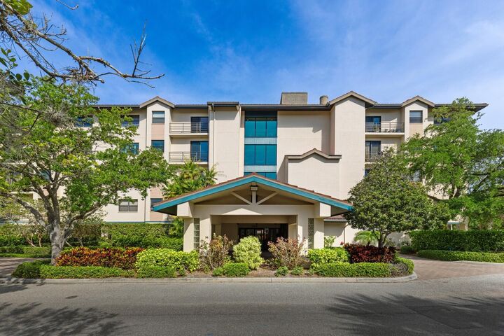 Property Photo: 5400 Eagles Point Circle 405 FL 34231