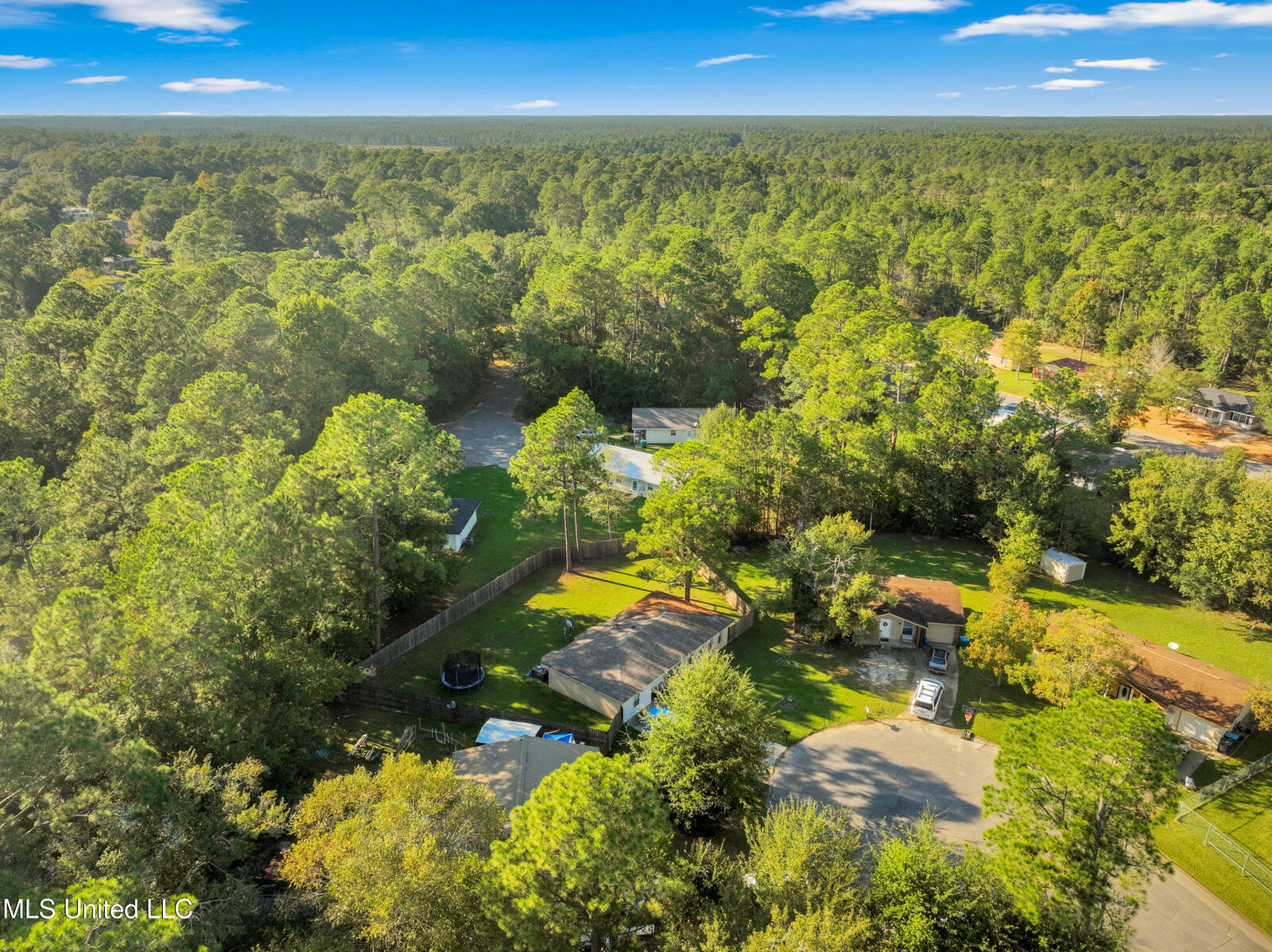 Property Photo: 5672 Woodstock Court MS 39553