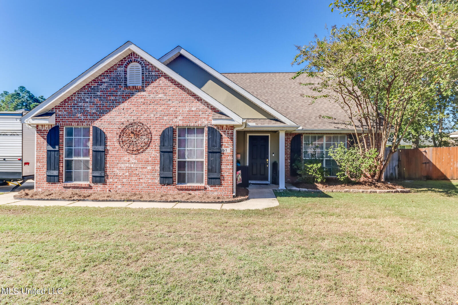 Property Photo:  451 Pinecrest Circle  MS 39560 