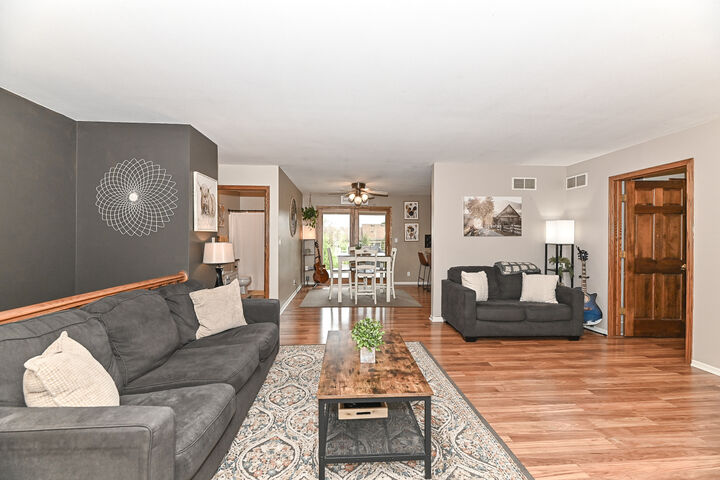 Property Photo: 1103 Squire Ln WI 53090