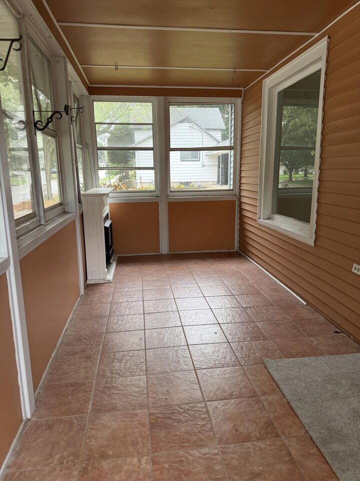 Property Photo: 512 Tower St WI 53105