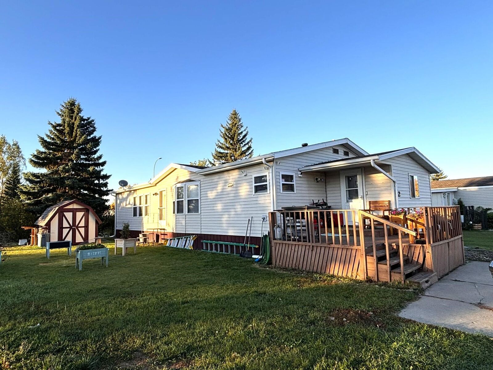 Property Photo: 405 31st Ave SE Lot 62 ND 58701