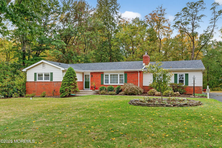14 Iron Bridge Road  Chesterfield NJ 08515 photo