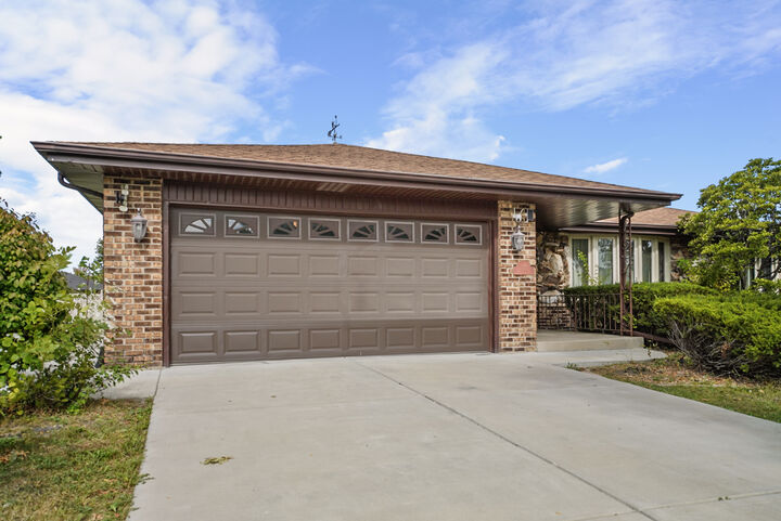 7712 Sequoia Court  Orland Park IL 60462 photo