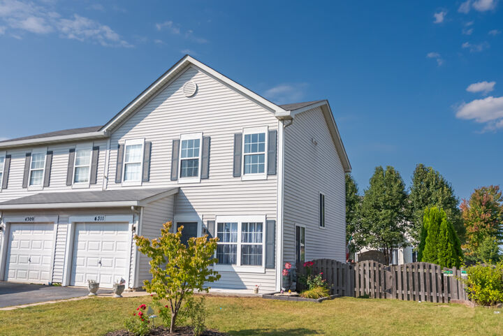 Property Photo: 4311 Cummins Street IL 60545