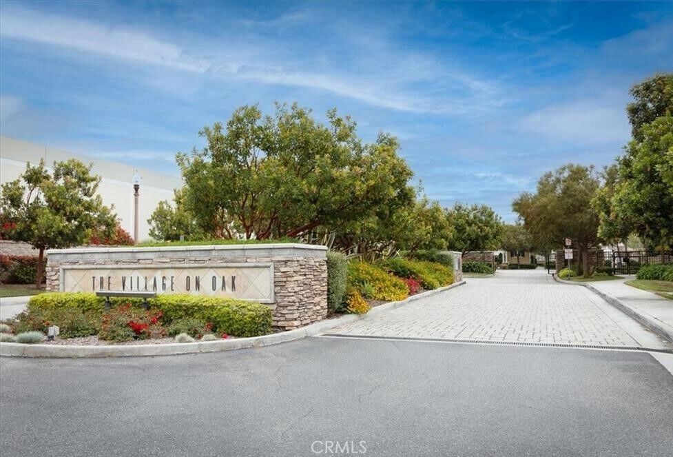 Property Photo: 1800 Oak Street 516 CA 90501