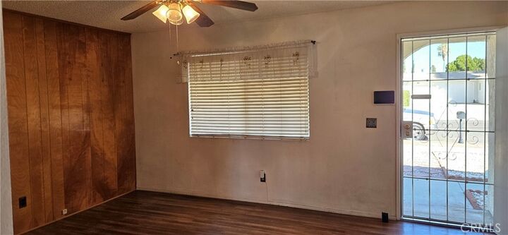 Property Photo: 2363 W Oakland Avenue CA 92545