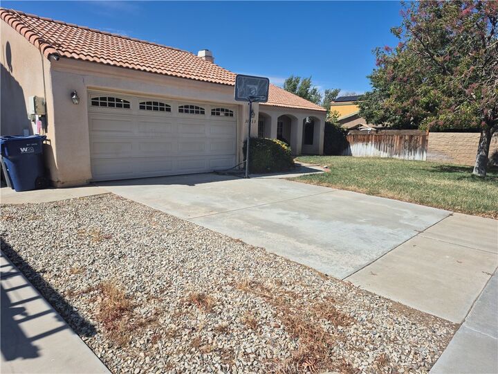 Property Photo:  37933 Calcedony  CA 93552 