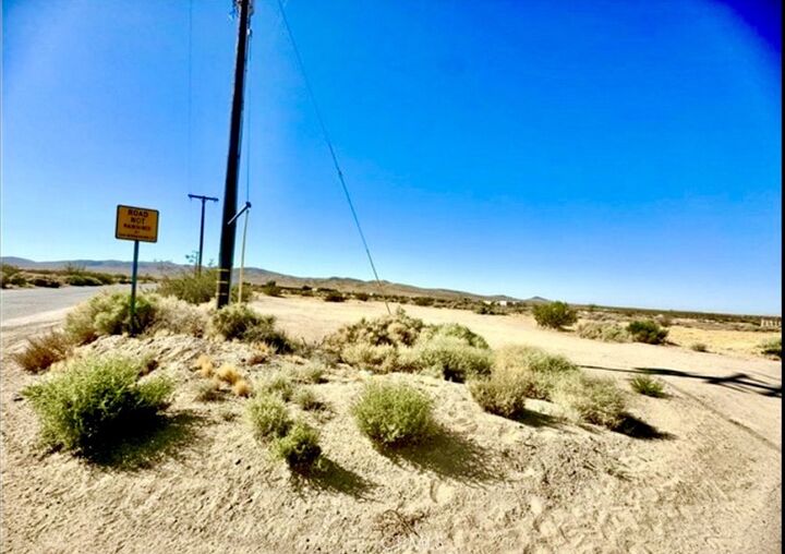 Property Photo:  28032 Rodeo  CA 92342 