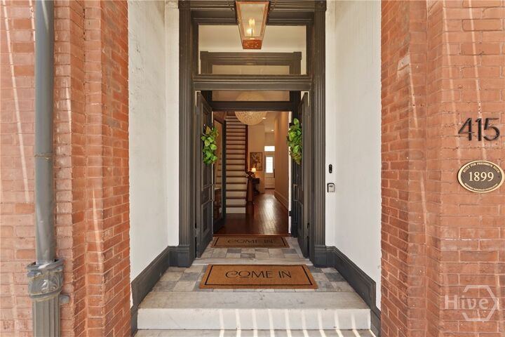 Property Photo: 415 Whitaker Street GA 31401
