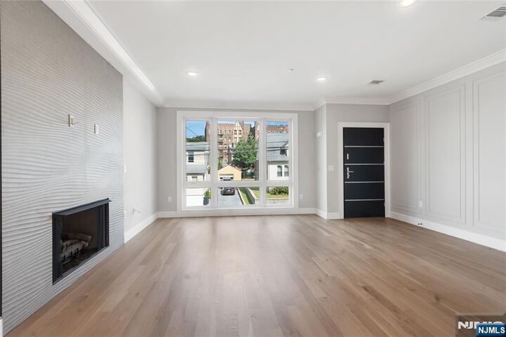 Property Photo:  362 Lafayette Avenue B  NJ 07010 