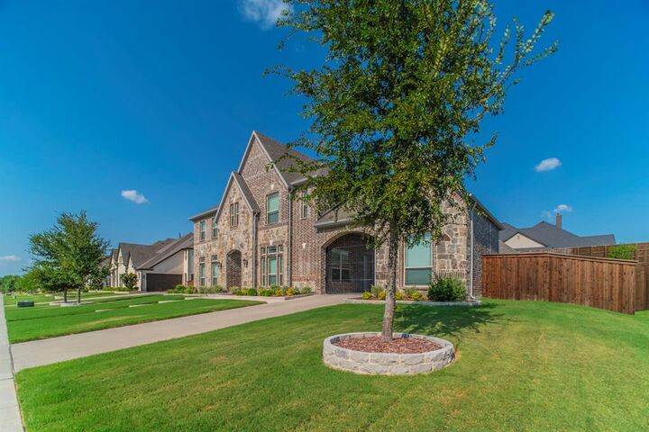Property Photo: 1420 Ashton Ridge Drive TX 75078