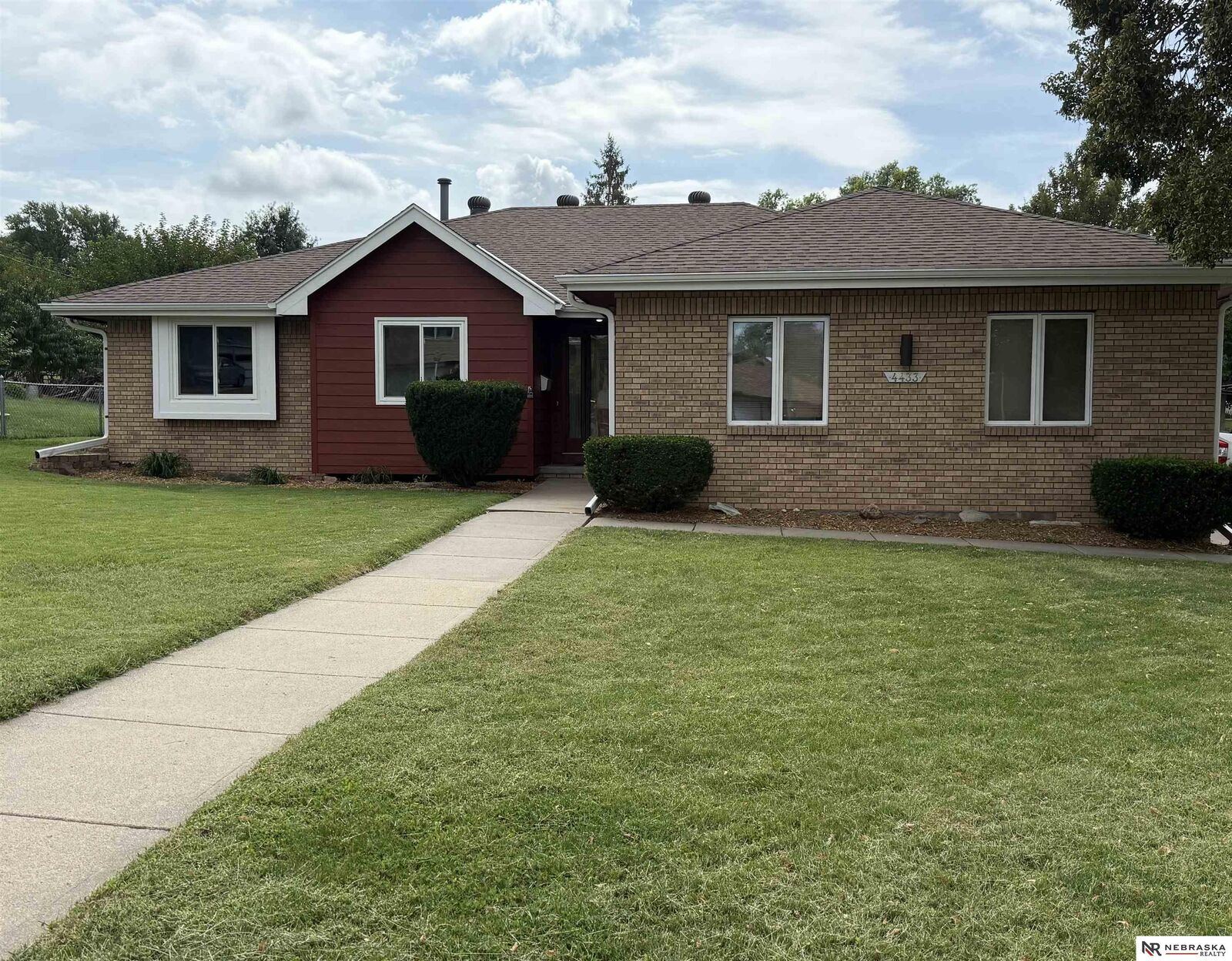Property Photo: 4433 Frederick Street NE 68105