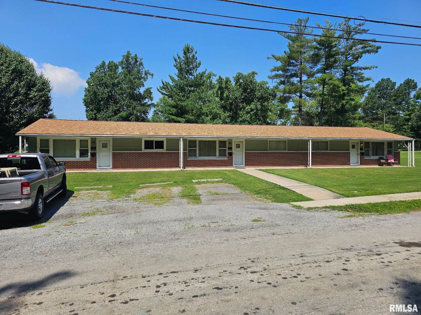 Property Photo:  105-109 N Sunny Slope Street  IL 62896 